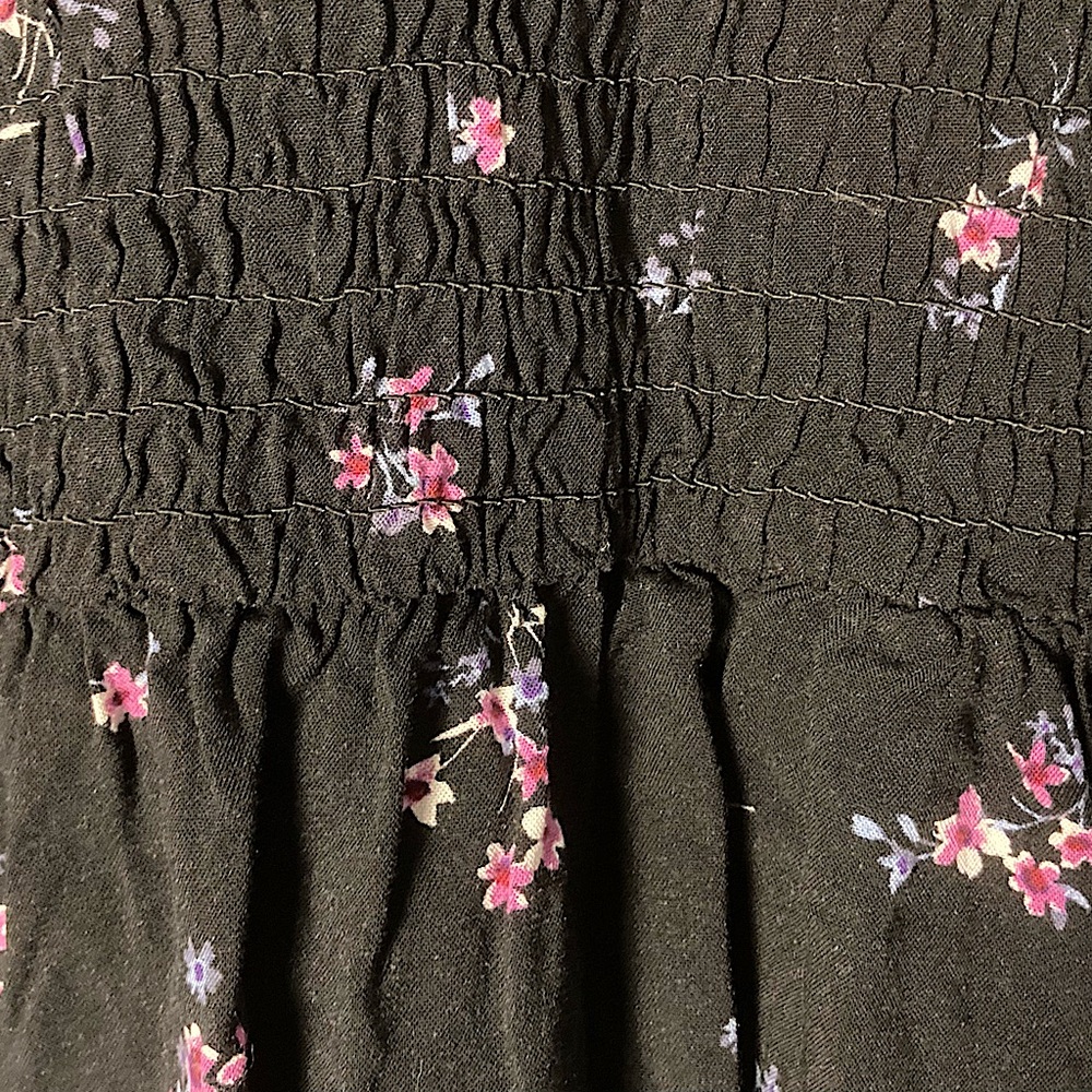Wild Fable Black Floral Smocked Long Sleeve Midi Dress Size Small - Picture 4 of 10